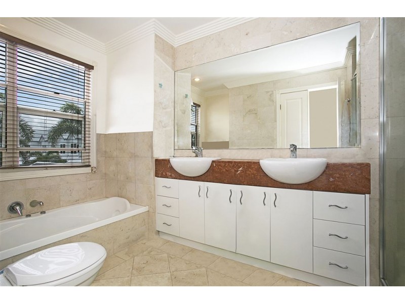 23/103 Salerno Street, Surfers Paradise QLD 4217