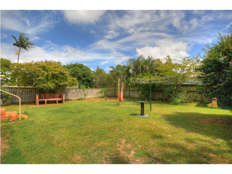 69 Kallay Street, Miami QLD 4220