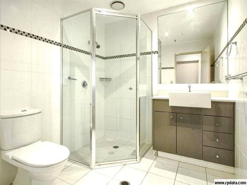 1703/18 Cypress Ave, Surfers Paradise QLD 4217