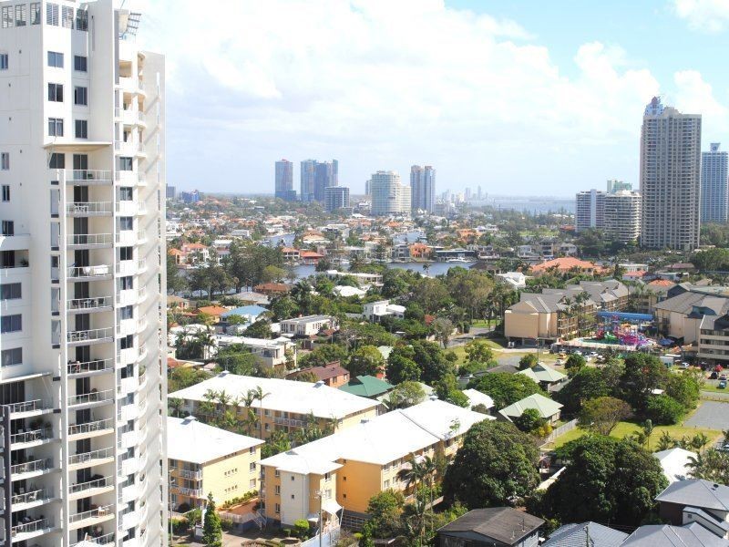 1703/18 Cypress Ave, Surfers Paradise QLD 4217