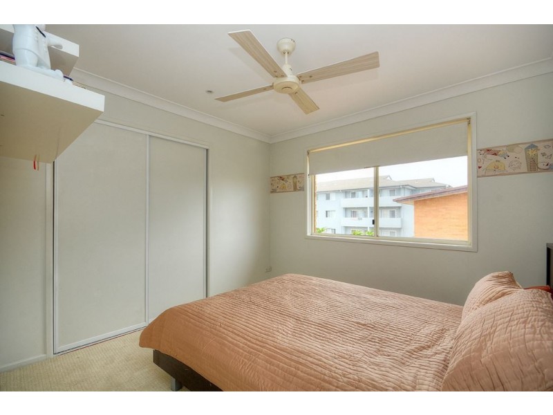 2/25 Loder Street, Biggera Waters QLD 4216