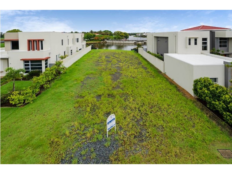 7421 Ellensbrook Drive, Hope Island QLD 4212