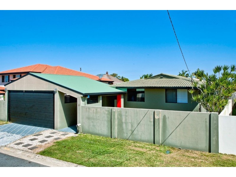 10 Pensacola Court, Broadbeach Waters QLD 4218
