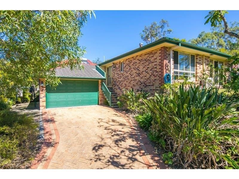17 Doyalson Place, Helensvale QLD 4212