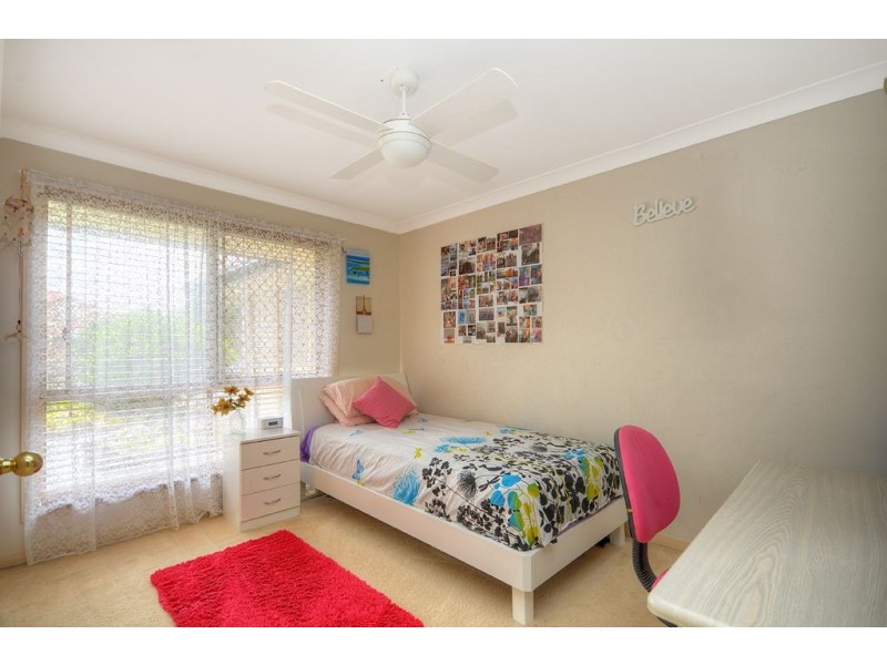 11 Casuarina Drive, Elanora QLD 4221