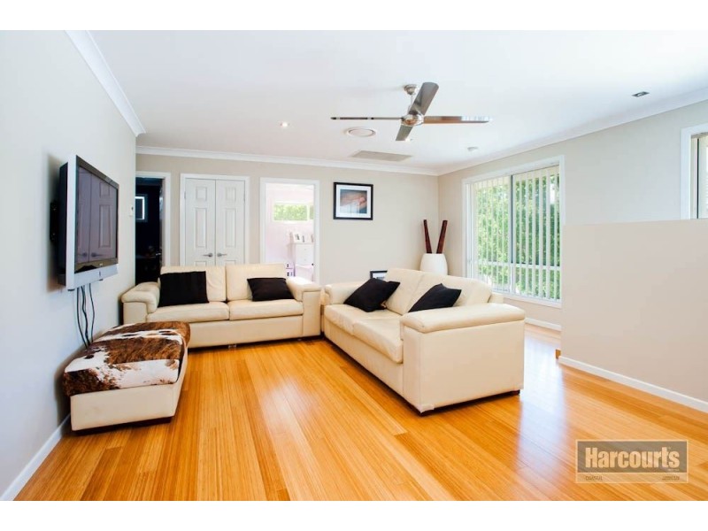 92 Compass Drive, Biggera Waters QLD 4216