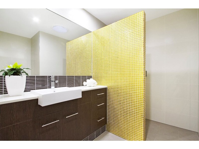 4/71 Minnie Street, Southport QLD 4215