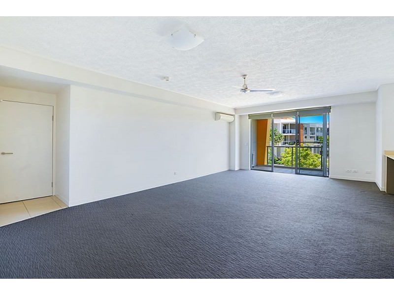 726/66 Sickle Avenue, Hope Island QLD 4212