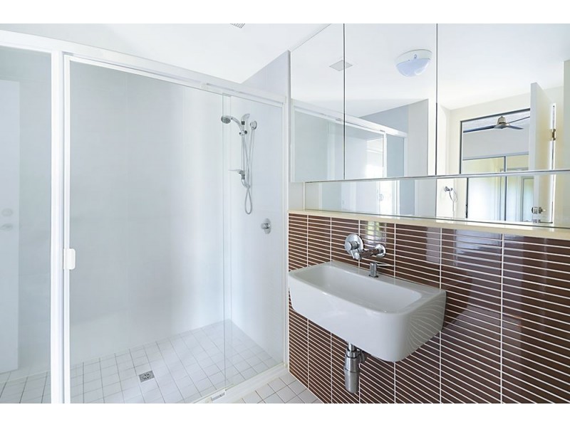 726/66 Sickle Avenue, Hope Island QLD 4212