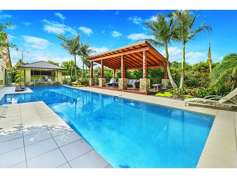 15 Meadow Court, Maudsland QLD 4210