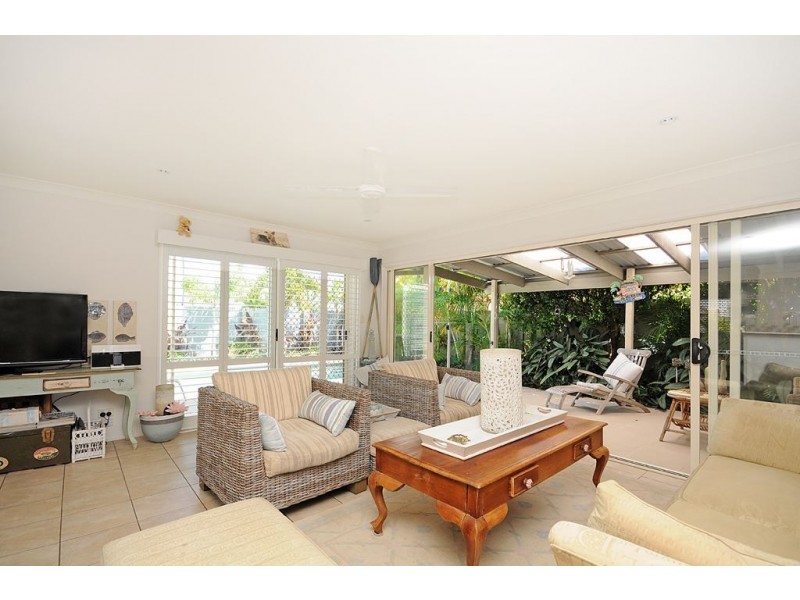 14 Sarasota Key, Broadbeach Waters QLD 4218