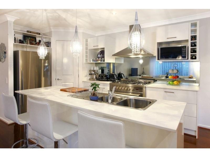 12 Orara Street, Pacific Pines QLD 4211