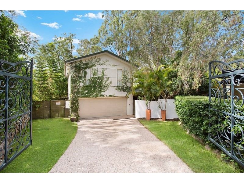 15 Merion Court, Robina QLD 4226
