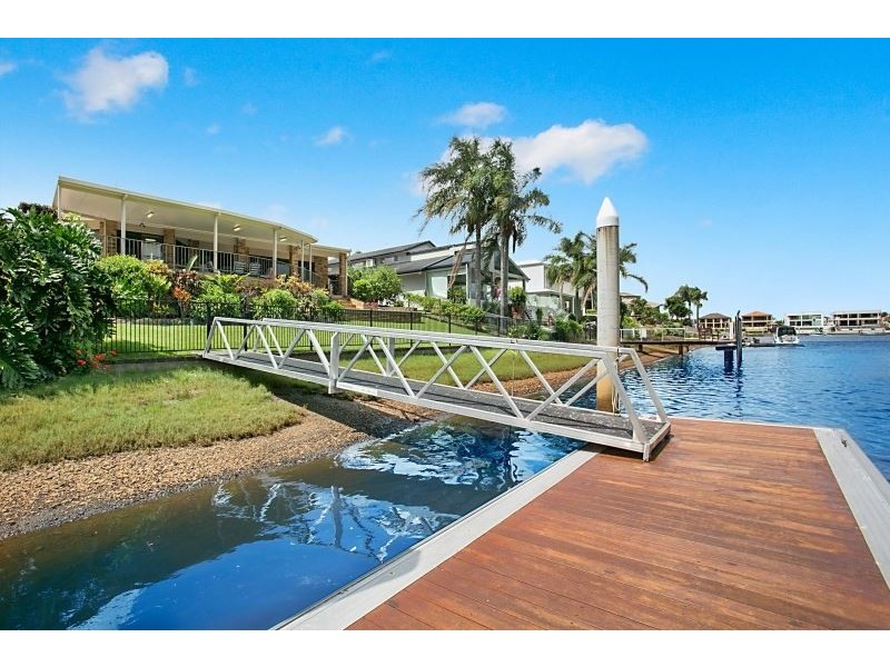 70 Fitzwilliam Street, Carrara QLD 4211