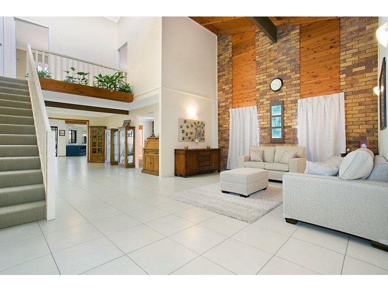70 Fitzwilliam Street, Carrara QLD 4211