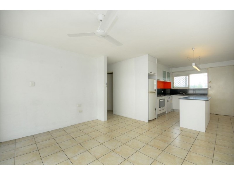 3/136 Old Burleigh Road, Broadbeach QLD 4218