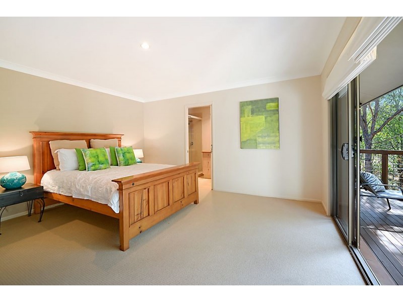 63 Simpsons Road, Elanora QLD 4221