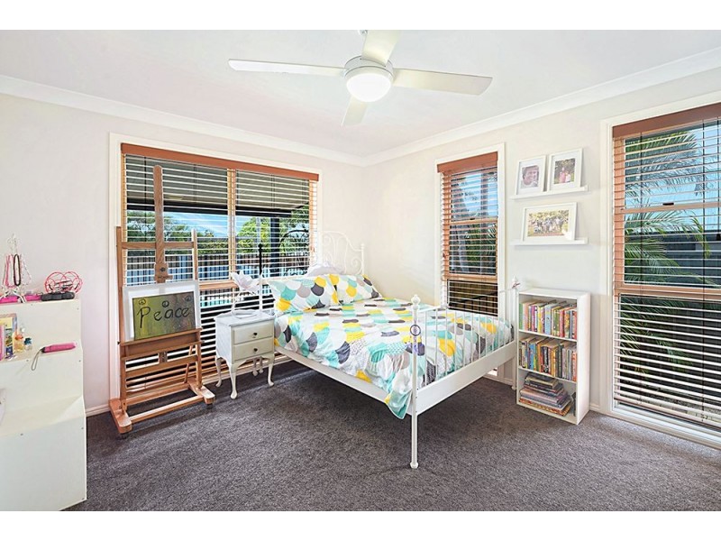 21 Mungala Street, Hope Island QLD 4212