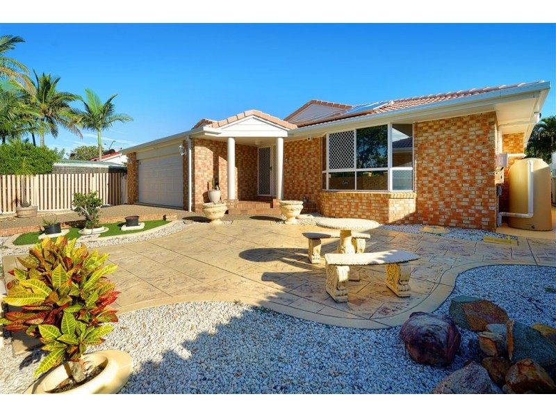 63 Arcadia Drive, Mermaid Waters QLD 4218