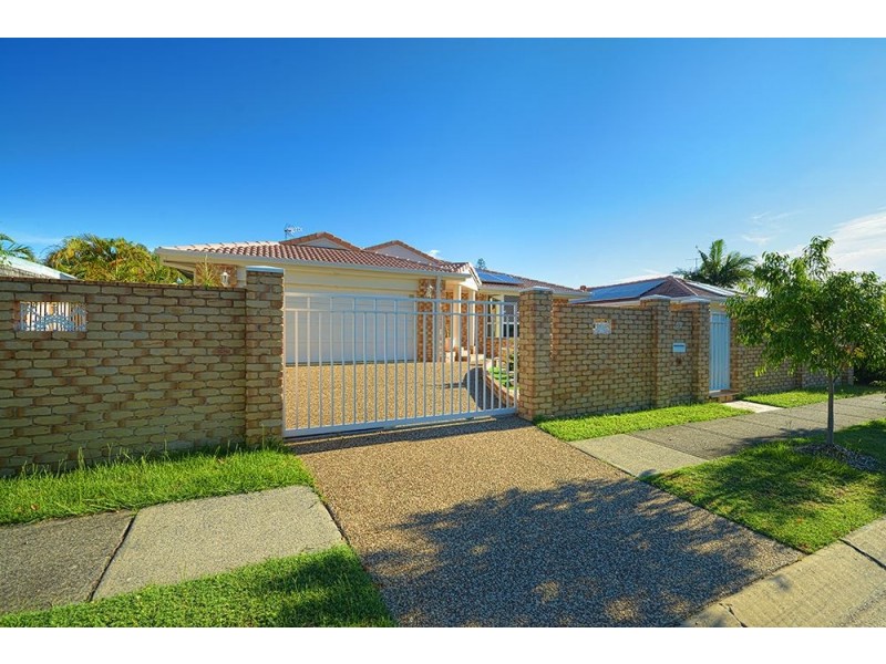 63 Arcadia Drive, Mermaid Waters QLD 4218