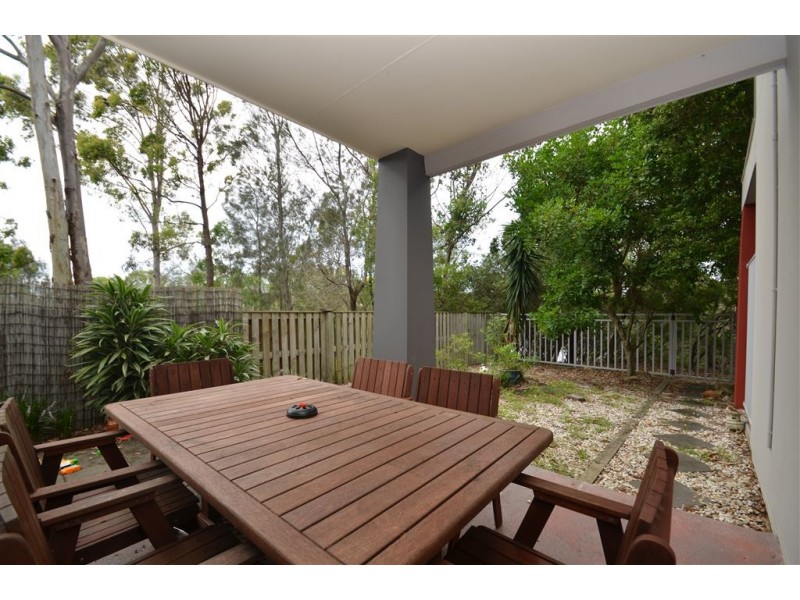 4/6 Comore Drive, Varsity Lakes QLD 4227