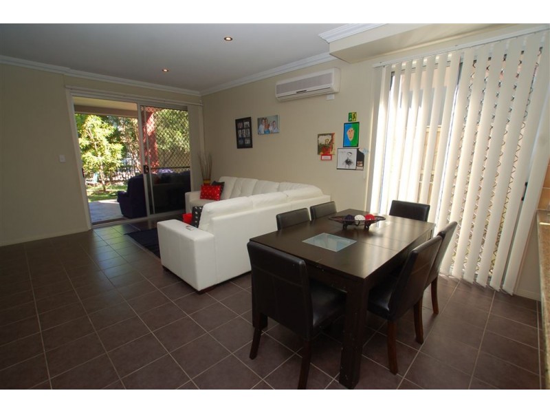 4/6 Comore Drive, Varsity Lakes QLD 4227