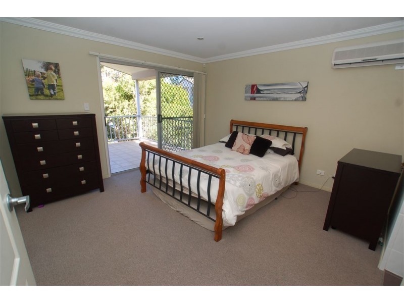 4/6 Comore Drive, Varsity Lakes QLD 4227