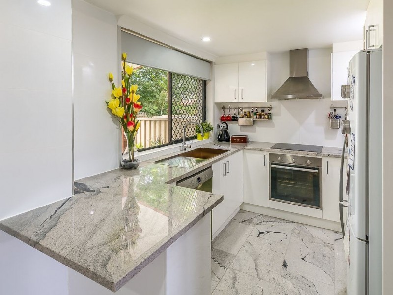 31/2 Karbunya Street, Mermaid Waters QLD 4218