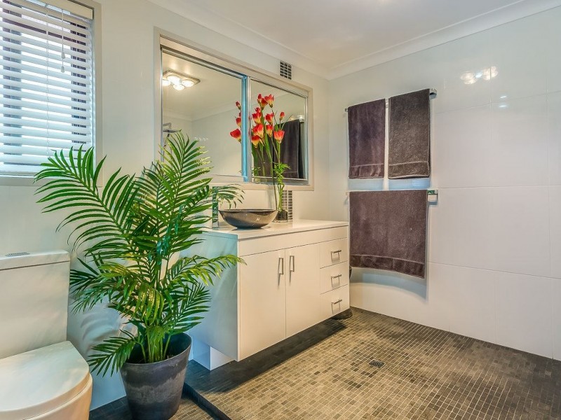 31/2 Karbunya Street, Mermaid Waters QLD 4218