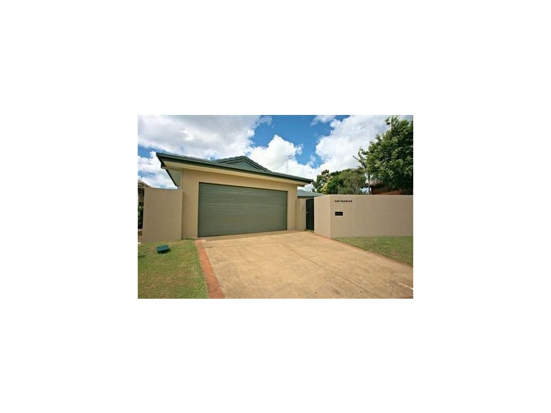 100 Waitomo Street, Broadbeach Waters QLD 4218
