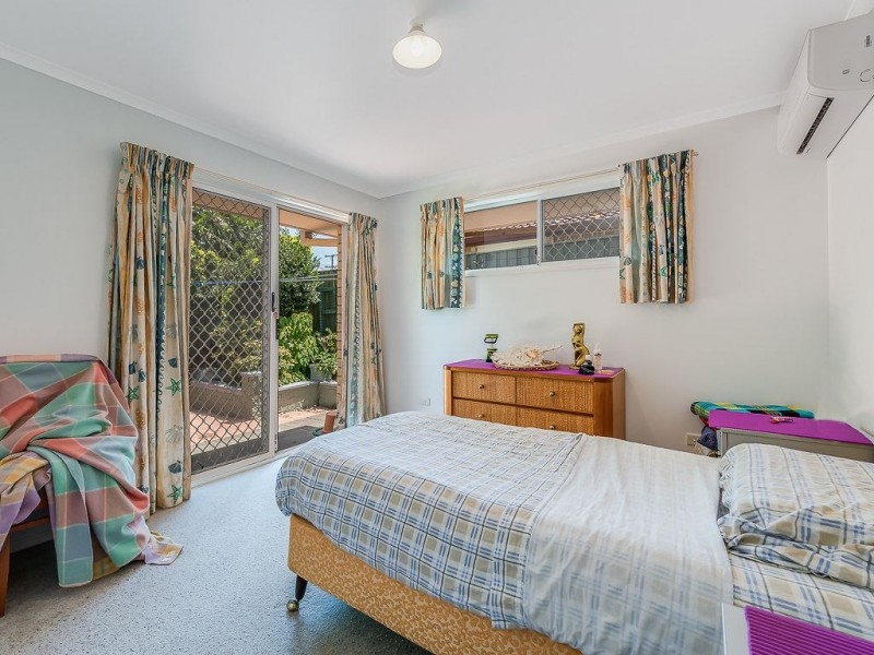 2/25 Walker Avenue, Palm Beach QLD 4221