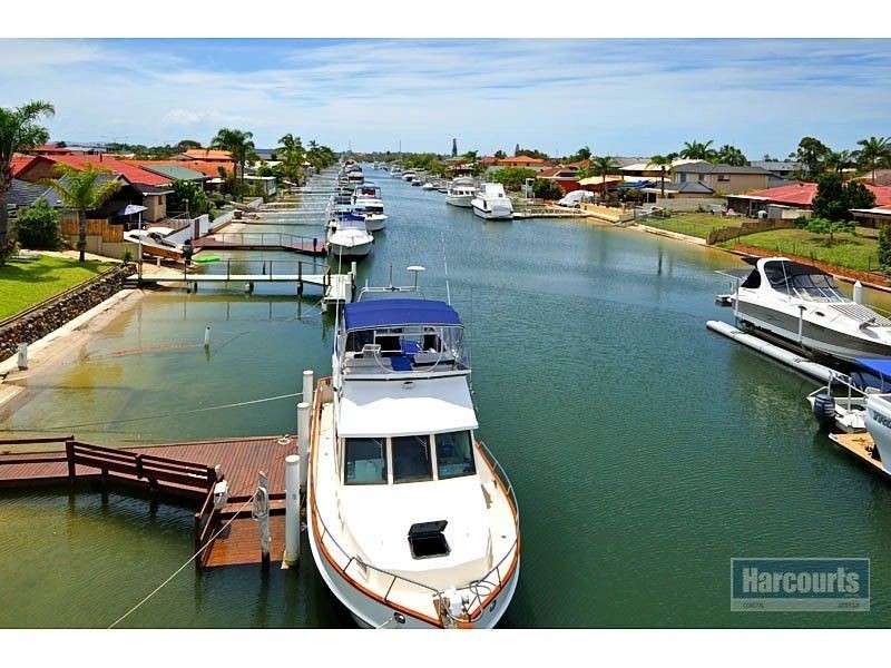 61 Oxley Drive, Paradise Point QLD 4216