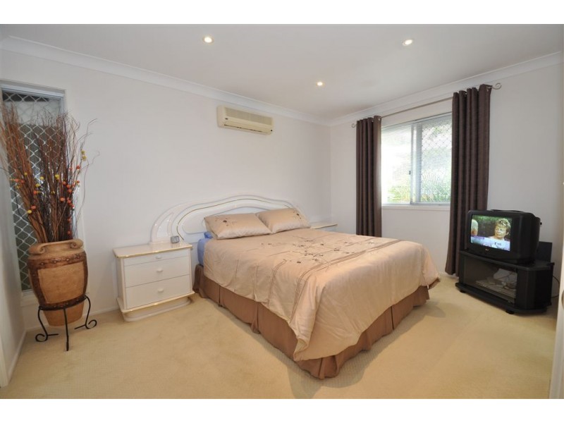 35 Horizon Avenue, Ashmore QLD 4214