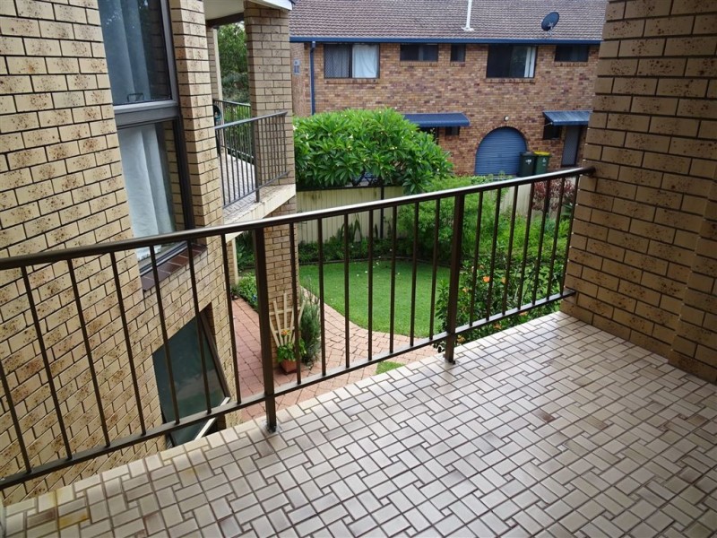 4/8 Jodie Court, Mermaid Waters QLD 4218