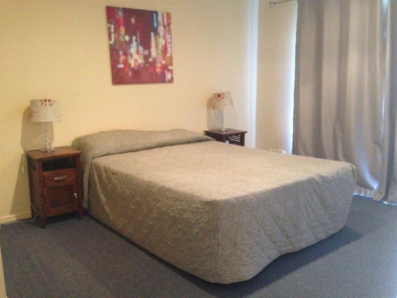 123/215 Cottesloe Drive, Mermaid Waters QLD 4218