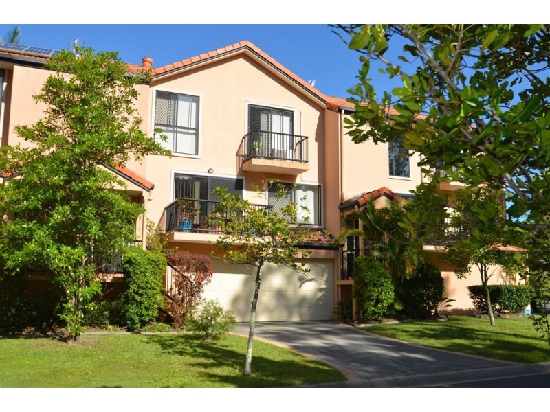 4/14 Gammon Drive, Varsity Lakes QLD 4227