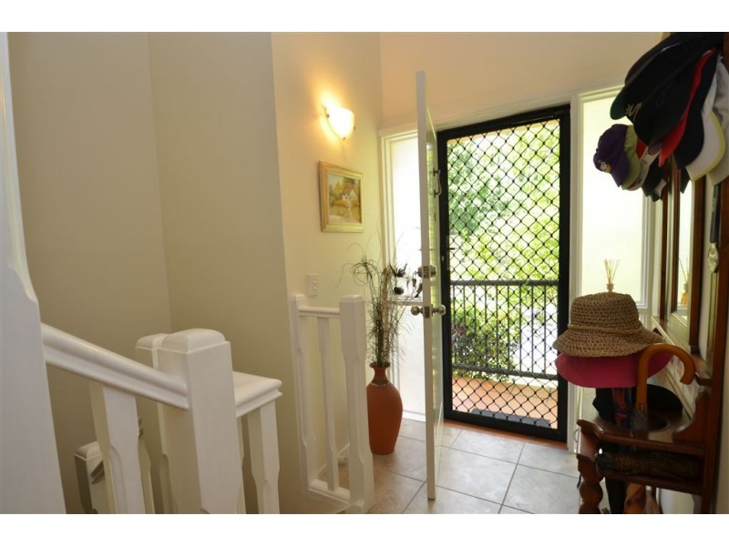 4/14 Gammon Drive, Varsity Lakes QLD 4227