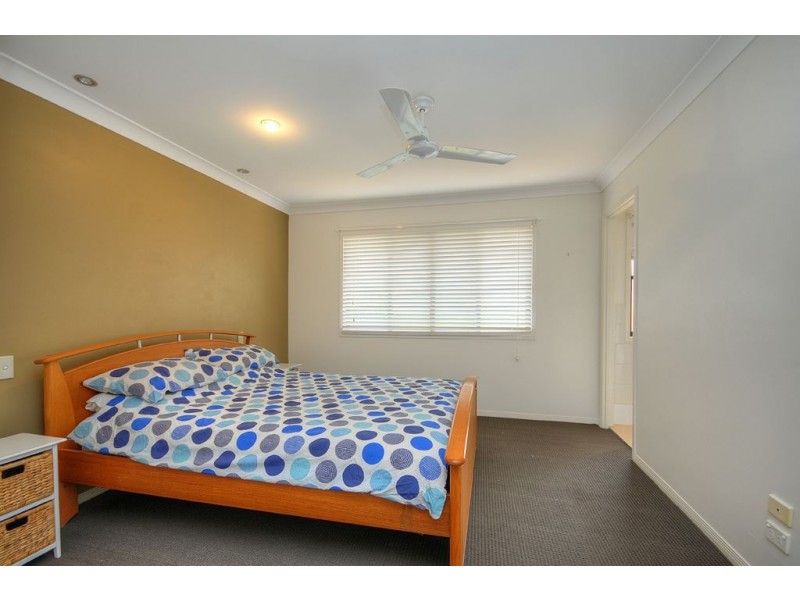 2/58 Ward Street, Southport QLD 4215