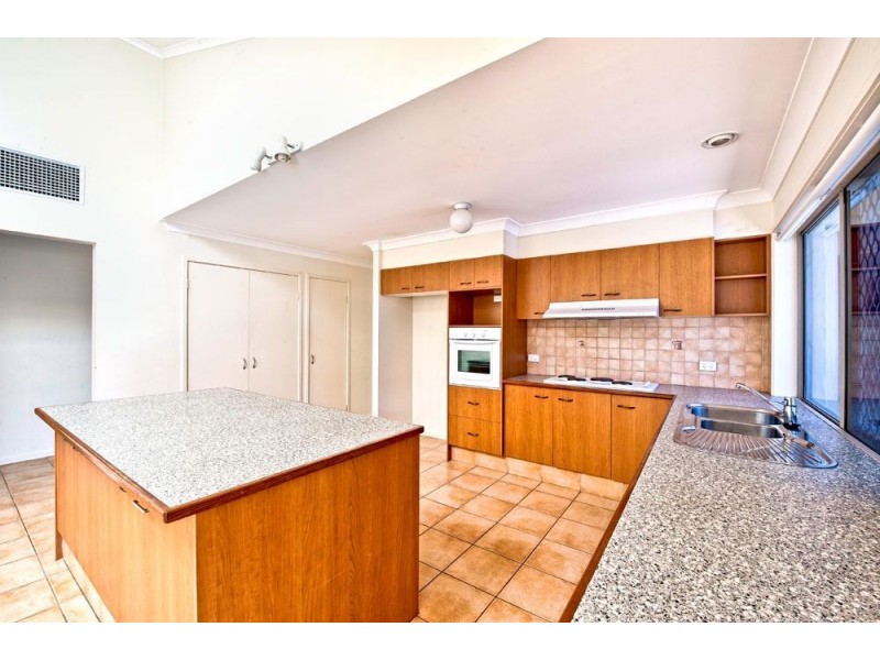 41 Huntingdale Crescent, Robina QLD 4226