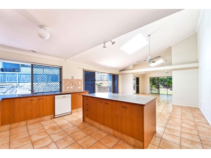 41 Huntingdale Crescent, Robina QLD 4226