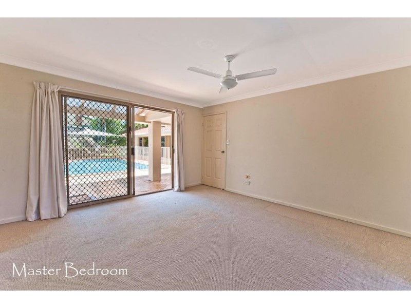 41 Huntingdale Crescent, Robina QLD 4226