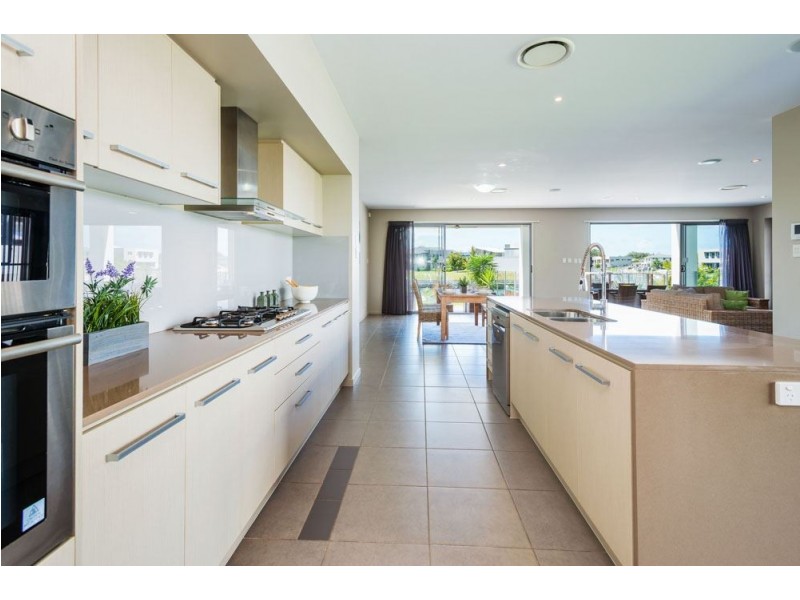 1 South Quay Drive, Biggera Waters QLD 4216