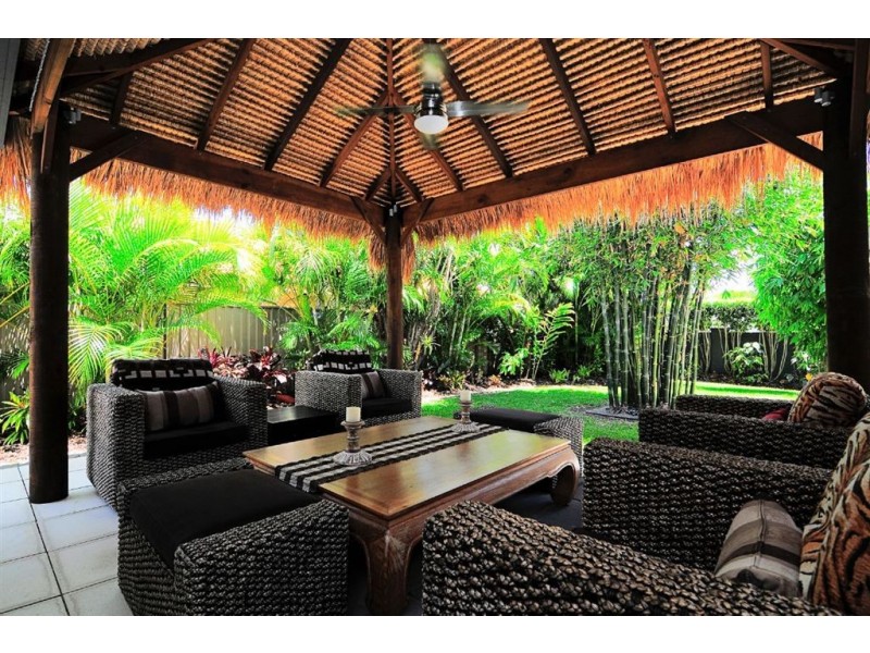 36 Matthew Flinders Drive, Hollywell QLD 4216