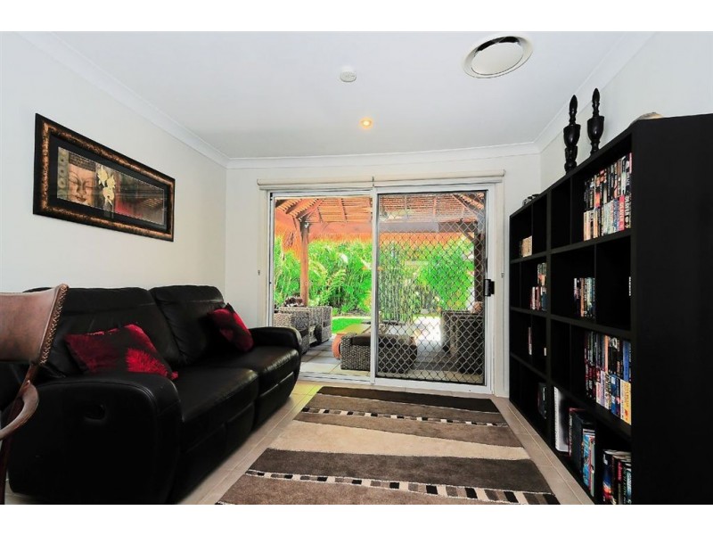 36 Matthew Flinders Drive, Hollywell QLD 4216