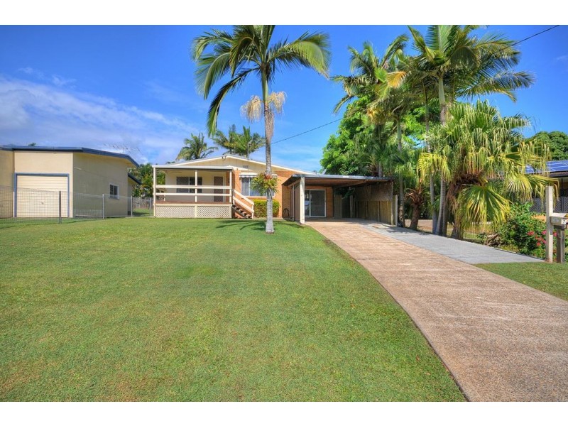 7 Algona Street, Labrador QLD 4215