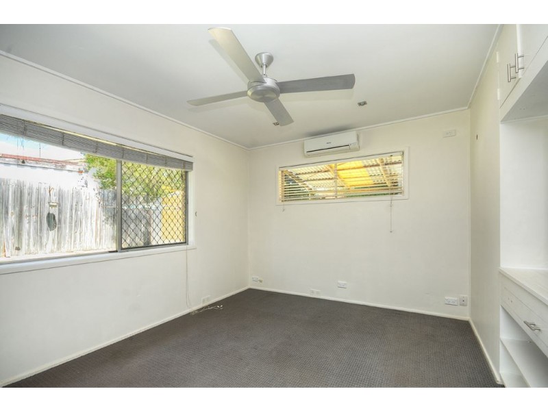7 Algona Street, Labrador QLD 4215