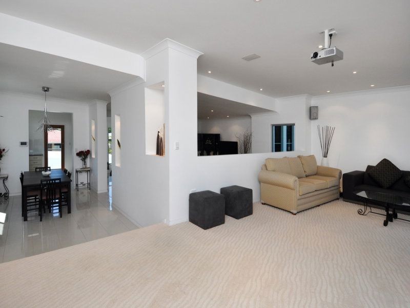 27 Sunshine Boulevard, Broadbeach Waters QLD 4218