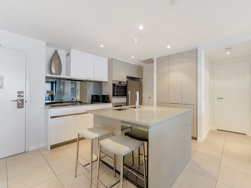 3604/4 The Esplanade, Surfers Paradise QLD 4217