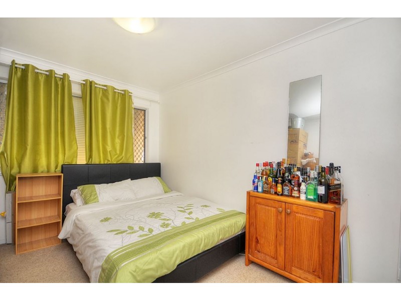 1/26 Alexandra Ave, Broadbeach QLD 4218