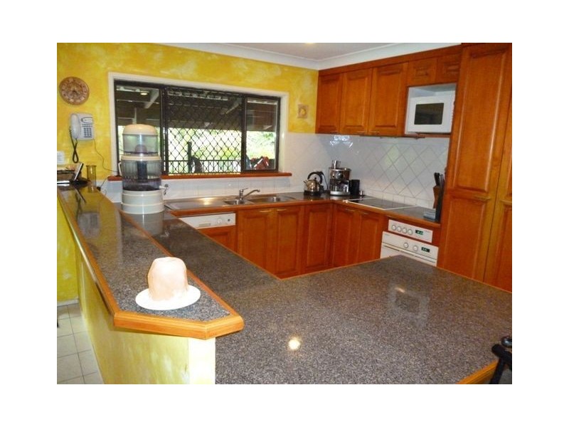 22 Karina Crescent, Broadbeach Waters QLD 4218